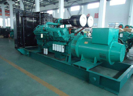 石河子乡800kw康明斯柴油发电机组